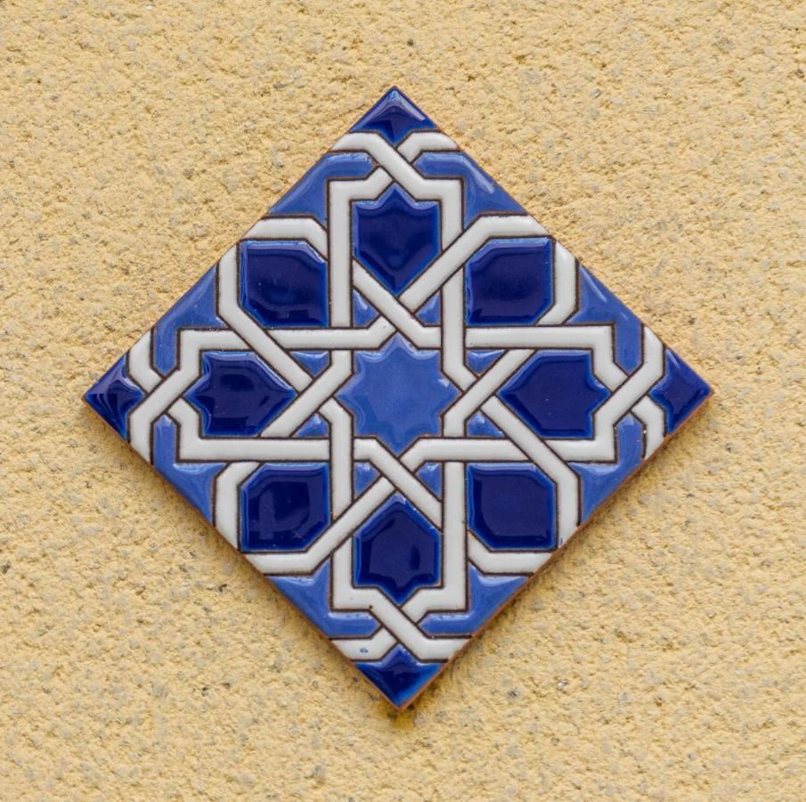 Slava Luxury Suite Seville Exterior photo